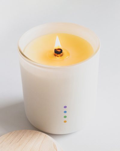 NOMZ PURE BEESWAX CANDLE