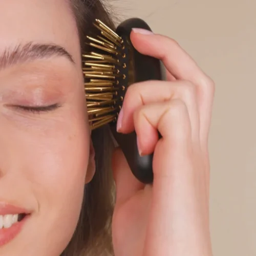GUA SHA HAIR & SCAPL BRUSH & MASSAGER - Image 2