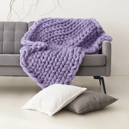 CHUNKY KNIT BLANKET LAVENDER