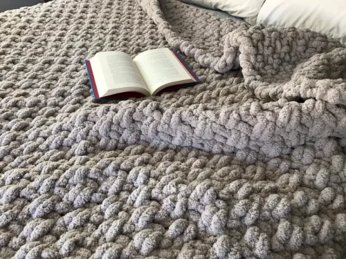 CHUNKY KNIT BLANKET GREY - Image 4