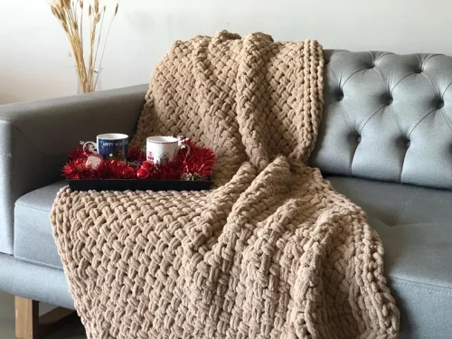 CHUNKY KNIT BLANKET DARK BEIGE - Image 3