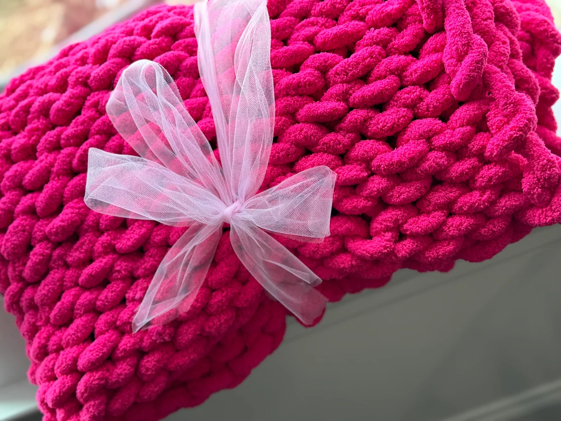 CHUNKY KNIT BLANKET PINK