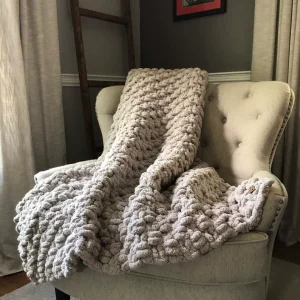 CHUNKY KNIT BLANKET GREY